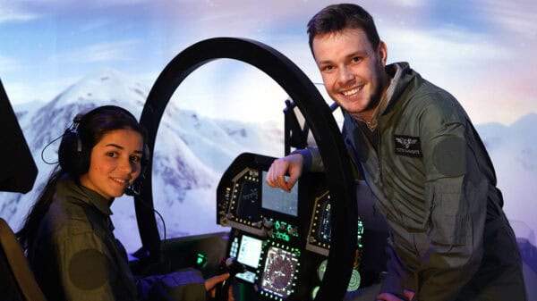 F-18 Fun Flight (180 min + 10' briefing)