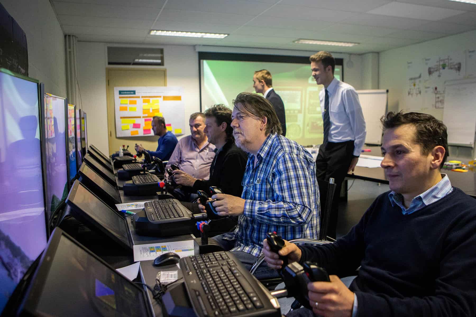 LSS-5-participants-close-and-2-instructors